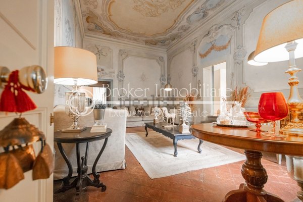 appartamento in vendita a Lucca in zona Centro Città