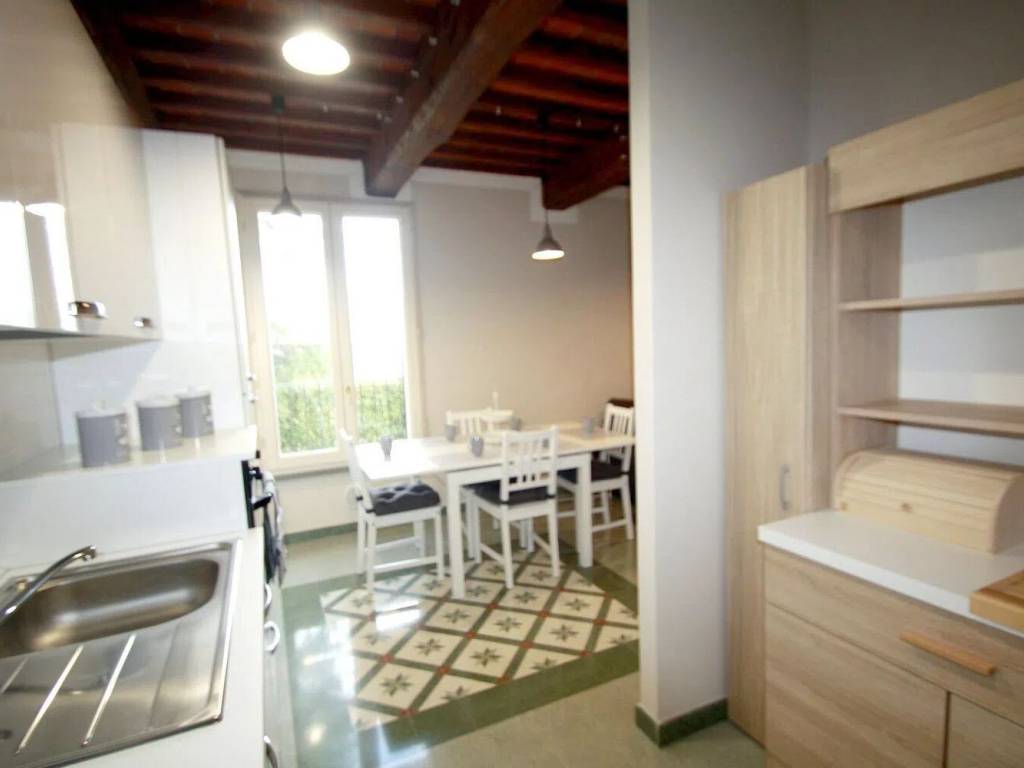 appartamento in vendita a Lucca in zona Picciorana