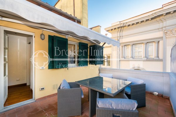 appartamento in vendita a Lucca in zona Centro Città