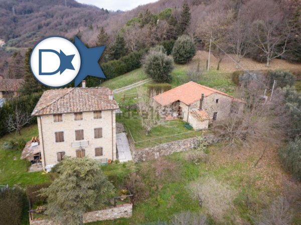 casa indipendente in vendita a Lucca in zona Mutigliano