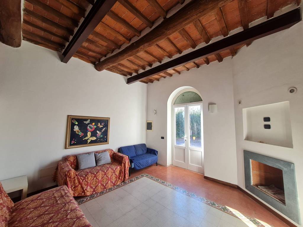 casa indipendente in vendita a Lucca in zona zona San Filippo