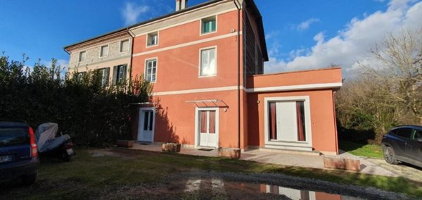 casa indipendente in vendita a Lucca in zona zona San Filippo