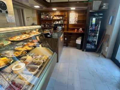 negozio in vendita a Lucca in zona Centro Città
