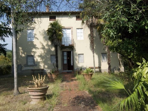 casa indipendente in vendita a Lucca in zona Monte San Quirico