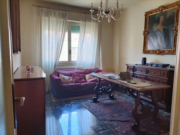 appartamento in vendita a Lucca in zona Vallebuia