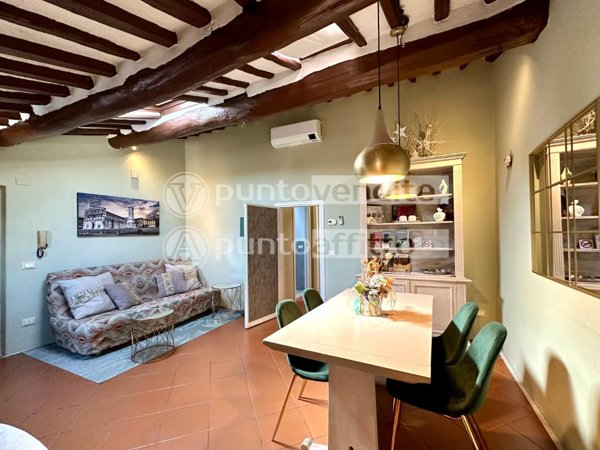 appartamento in vendita a Lucca in zona Centro Città