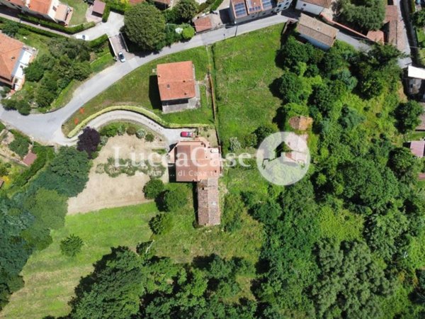 casa indipendente in vendita a Lucca in zona Santa Maria del Giudice