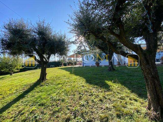 casa indipendente in vendita a Lucca in zona San Pietro a Vico
