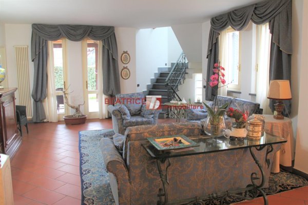 casa indipendente in vendita a Lucca in zona Monte San Quirico