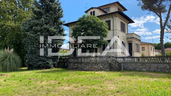 casa indipendente in vendita a Lucca in zona zona San Marco