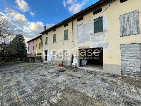 intera palazzina in vendita a Lucca in zona zona San Filippo