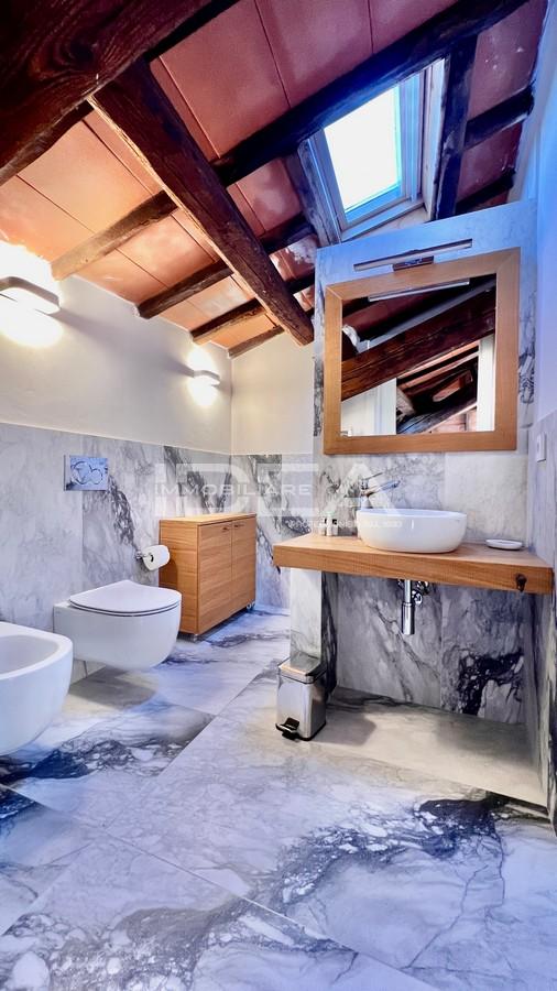 appartamento in vendita a Lucca in zona Centro Città