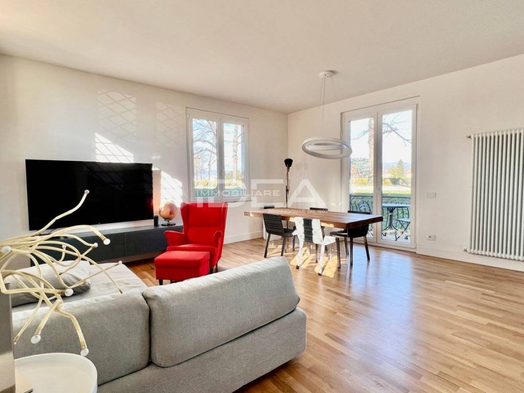appartamento in vendita a Lucca in zona Centro Città