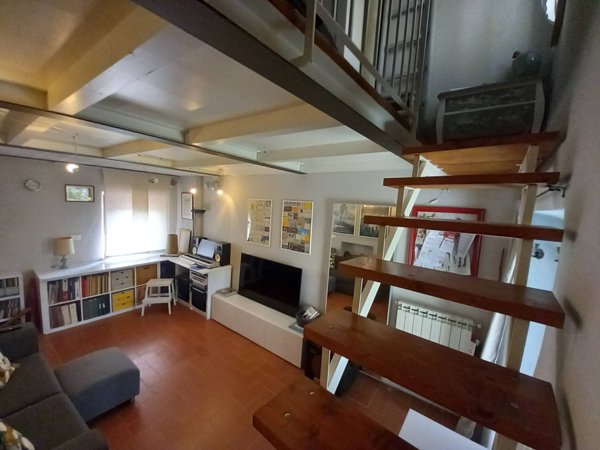 casa indipendente in vendita a Lucca in zona Centro Città