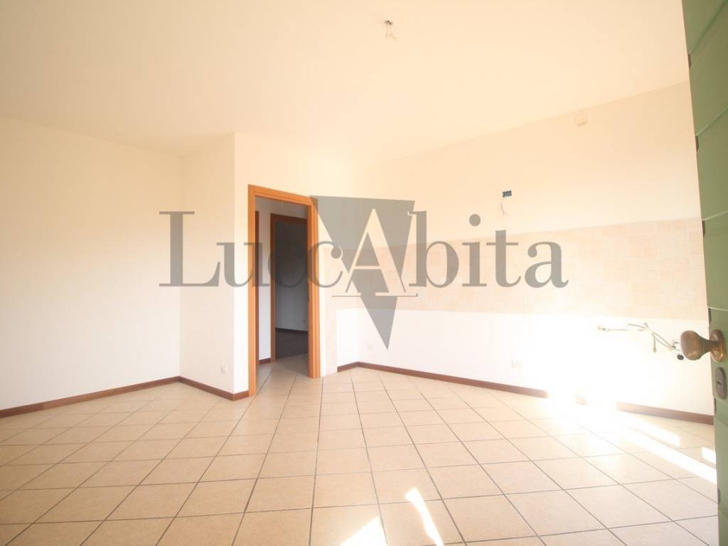 appartamento in vendita a Lucca in zona zona SS. Annunziata