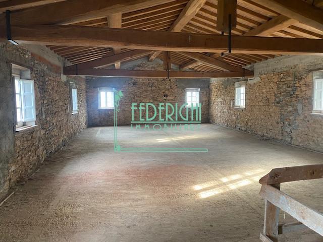 terreno edificabile in vendita a Lucca in zona San Lorenzo a Vaccoli