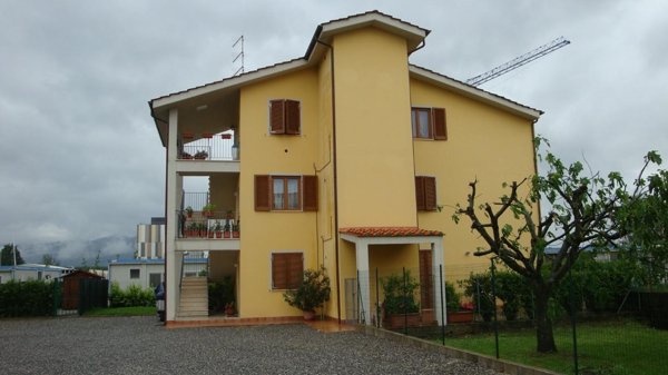 appartamento in vendita a Lucca in zona zona San Filippo