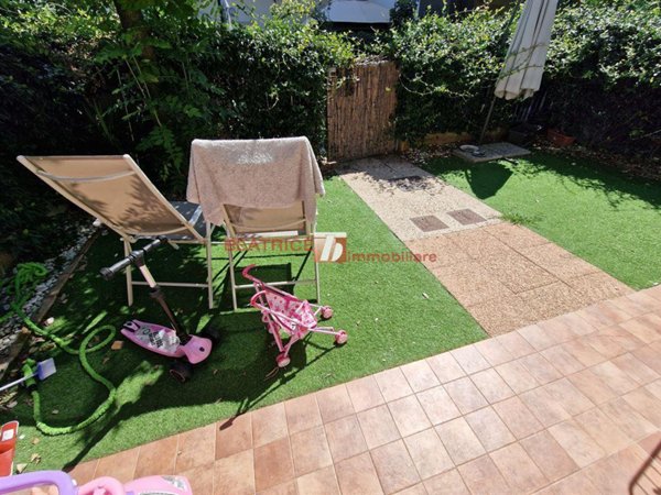 casa indipendente in vendita a Lucca in zona Centro Città