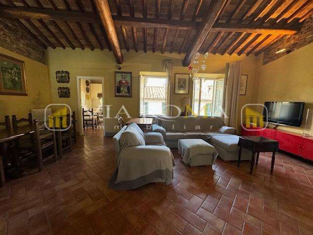 appartamento in vendita a Lucca in zona Centro Città