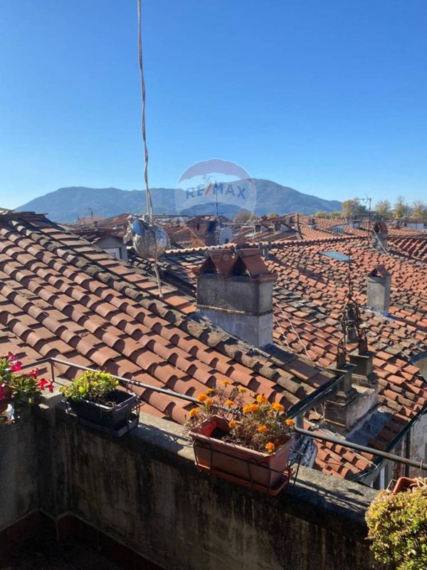 appartamento in vendita a Lucca in zona Centro Città