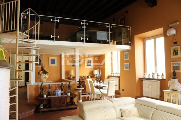 appartamento in vendita a Lucca in zona Centro Città