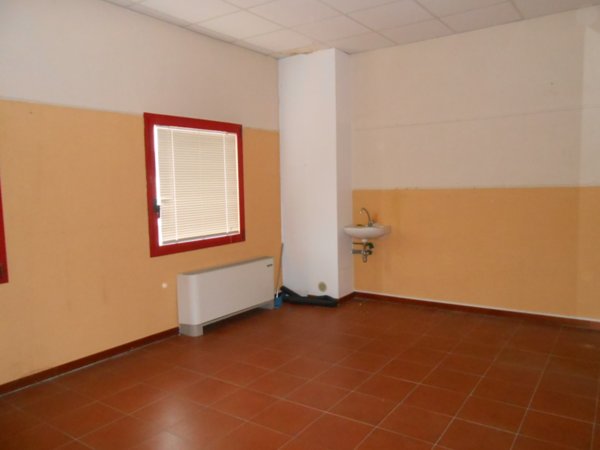ufficio in vendita a Lucca in zona Sant'Anna