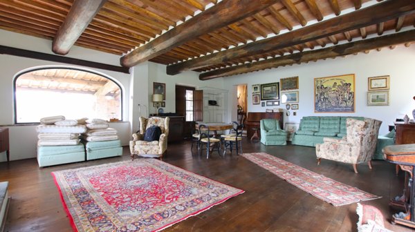 casa indipendente in vendita a Lucca in zona Centro Città
