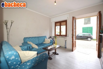casa indipendente in vendita a Lucca in zona zona San Filippo