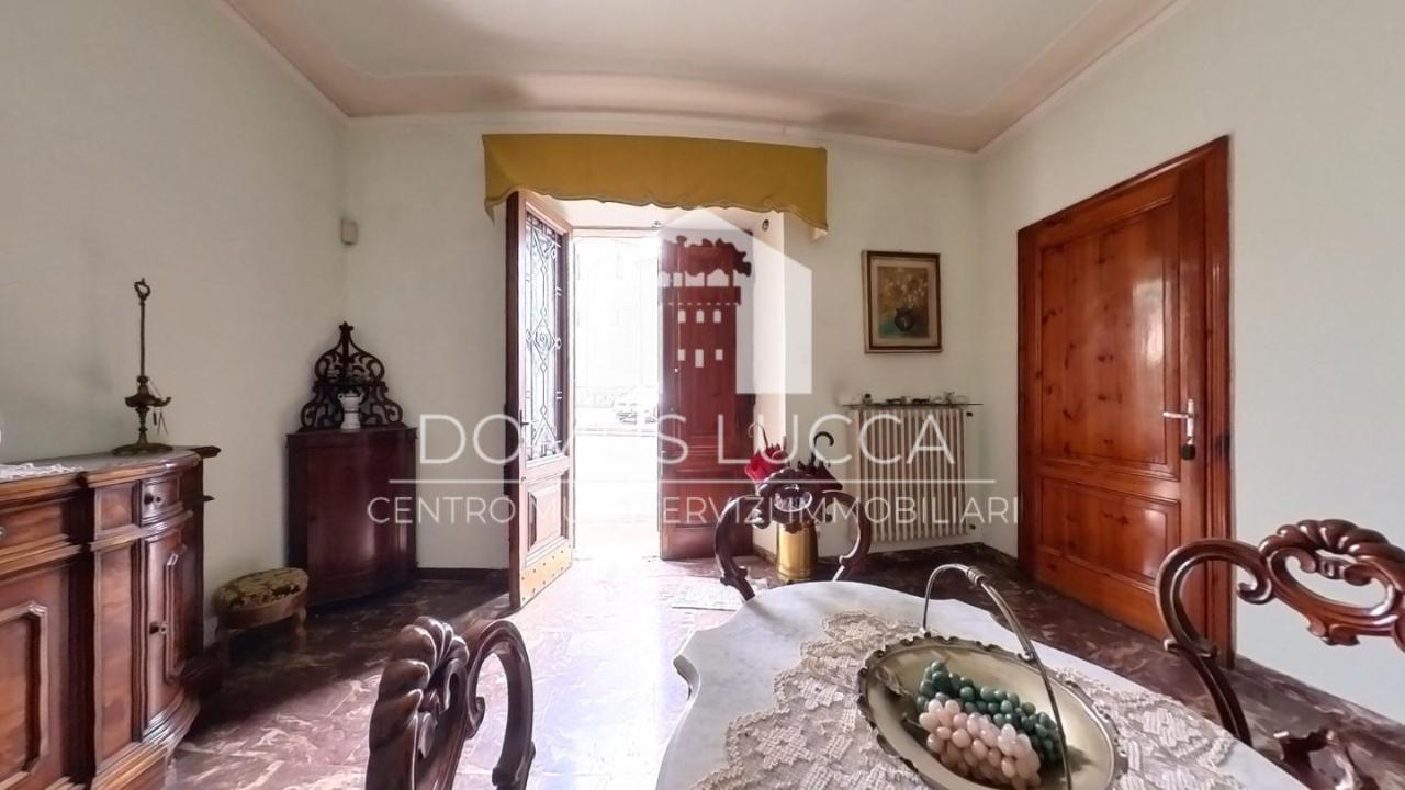 casa indipendente in vendita a Lucca in zona San Cassiano a Vico