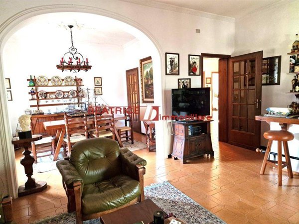 casa indipendente in vendita a Lucca in zona Mastiano