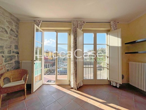 appartamento in vendita a Lucca in zona San Lorenzo a Vaccoli