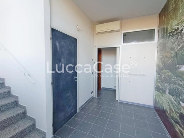 casa semindipendente in vendita a Lucca in zona zona San Filippo
