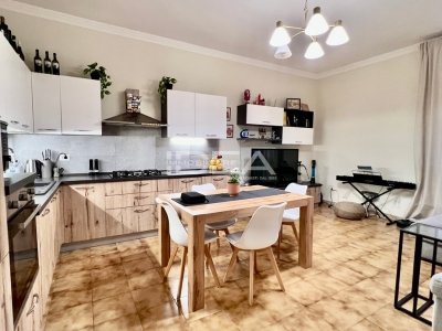 appartamento in vendita a Lucca in zona Centro Città