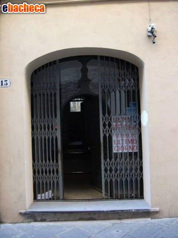 negozio in vendita a Lucca in zona Centro Città
