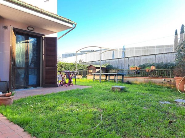 appartamento in vendita a Lucca in zona zona San Filippo