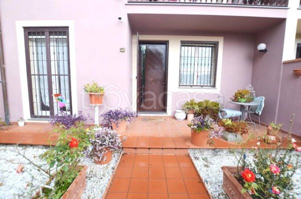casa indipendente in vendita a Lucca in zona Maggiano