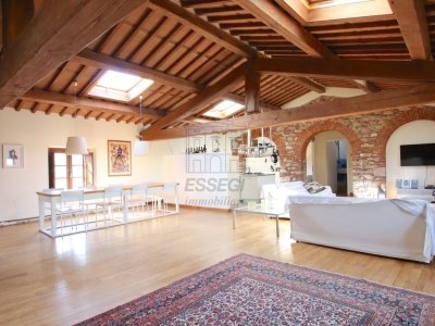 appartamento in vendita a Lucca in zona Centro Città