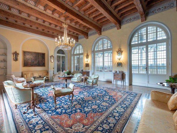 villa in vendita a Lucca in zona Centro Città