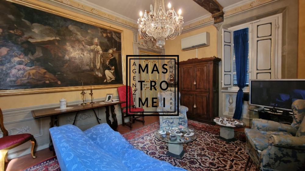appartamento in vendita a Lucca in zona Centro Città