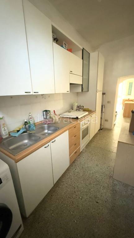 casa indipendente in vendita a Lucca in zona zona Arancio