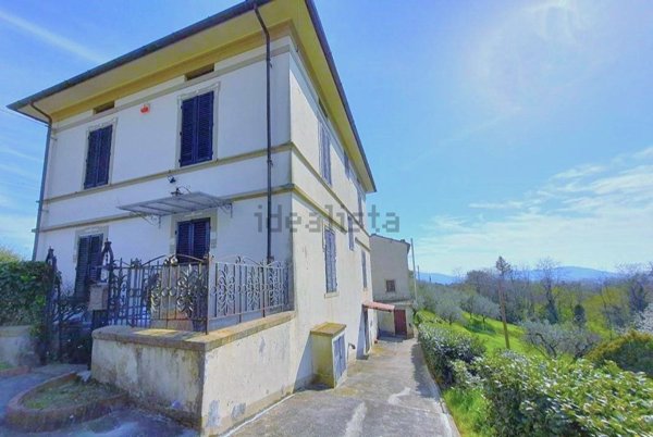 casa indipendente in vendita a Lucca in zona Ponte a Moriano