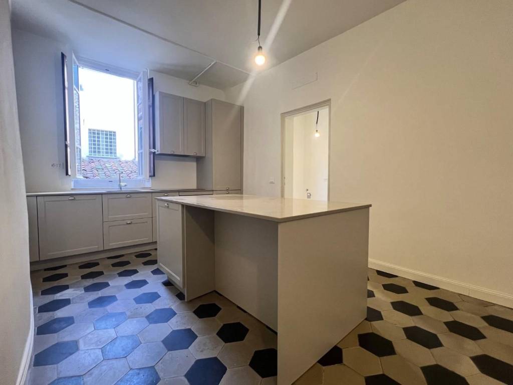 appartamento in vendita a Lucca in zona Centro Città