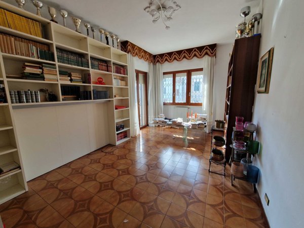 appartamento in vendita a Lucca in zona Centro Città