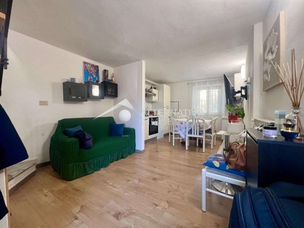 intera palazzina in vendita a Lucca in zona Centro Città