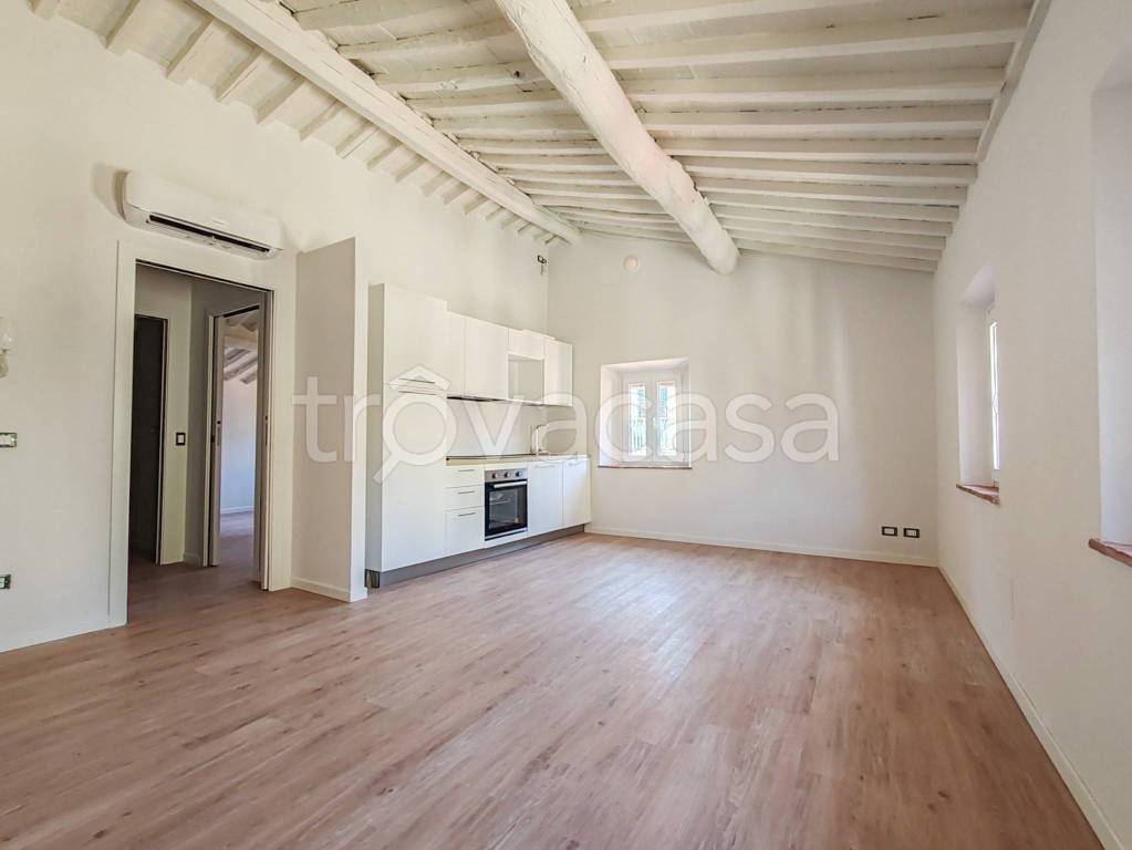 appartamento in vendita a Lucca in zona Centro Città