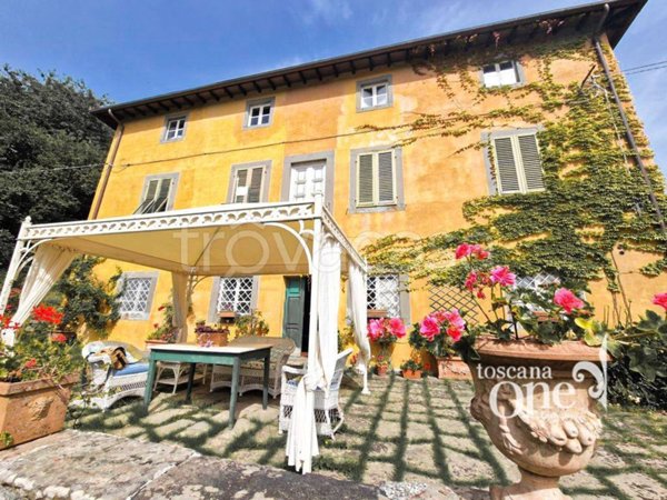 casa indipendente in vendita a Lucca in zona Sant'Alessio