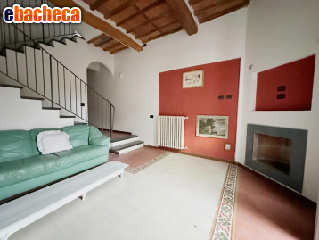 casa indipendente in vendita a Lucca in zona zona San Filippo