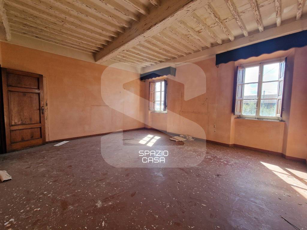 casa indipendente in vendita a Lucca in zona San Pietro a Vico