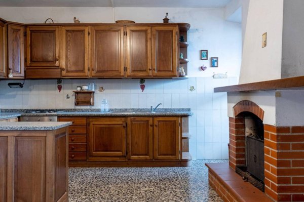 appartamento in vendita a Lucca in zona Nozzano