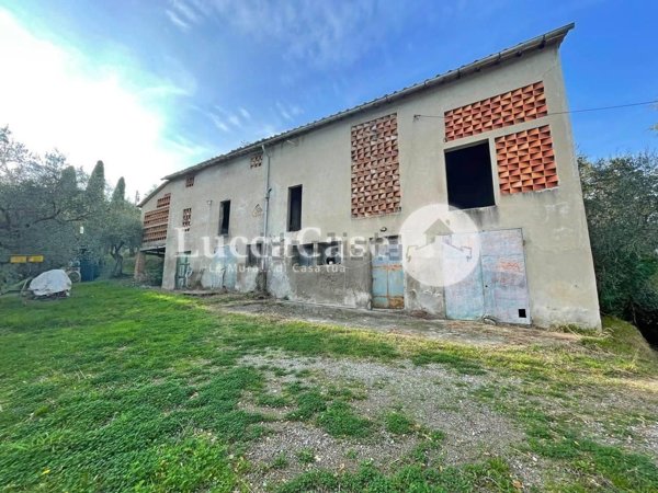 appartamento in vendita a Lucca in zona Torre
